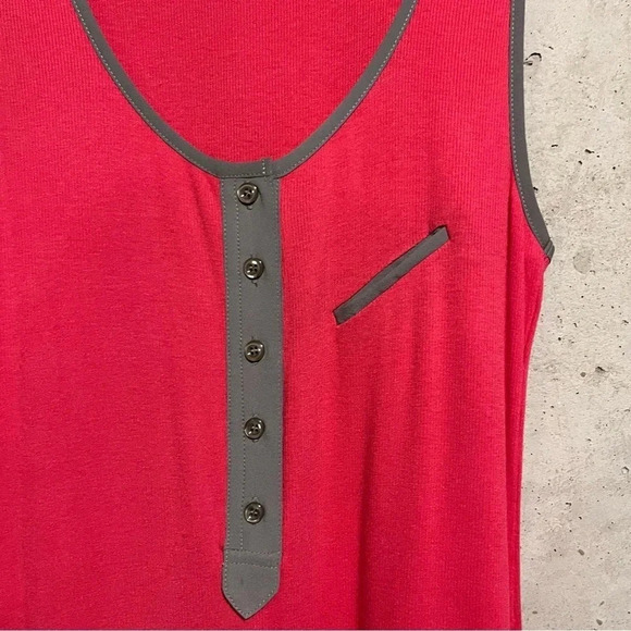 BCBGeneration Tank Top Size XS Cerise Pink With Grey Trim And Accents - Picture 4 of 10